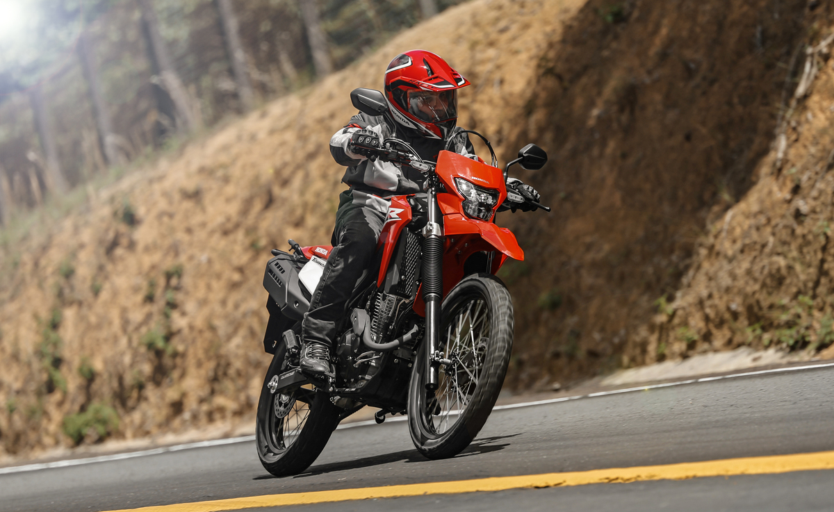 Honda XR 300L Tornado chega às lojas em agosto por R$ 27,69 mil  